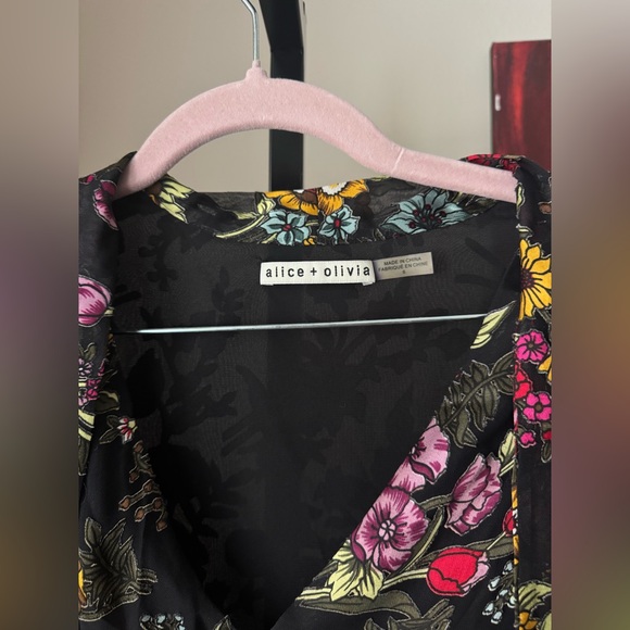 Alice + Olivia Black 3d Floral burnout Mini Dress size 6 - Picture 6 of 11